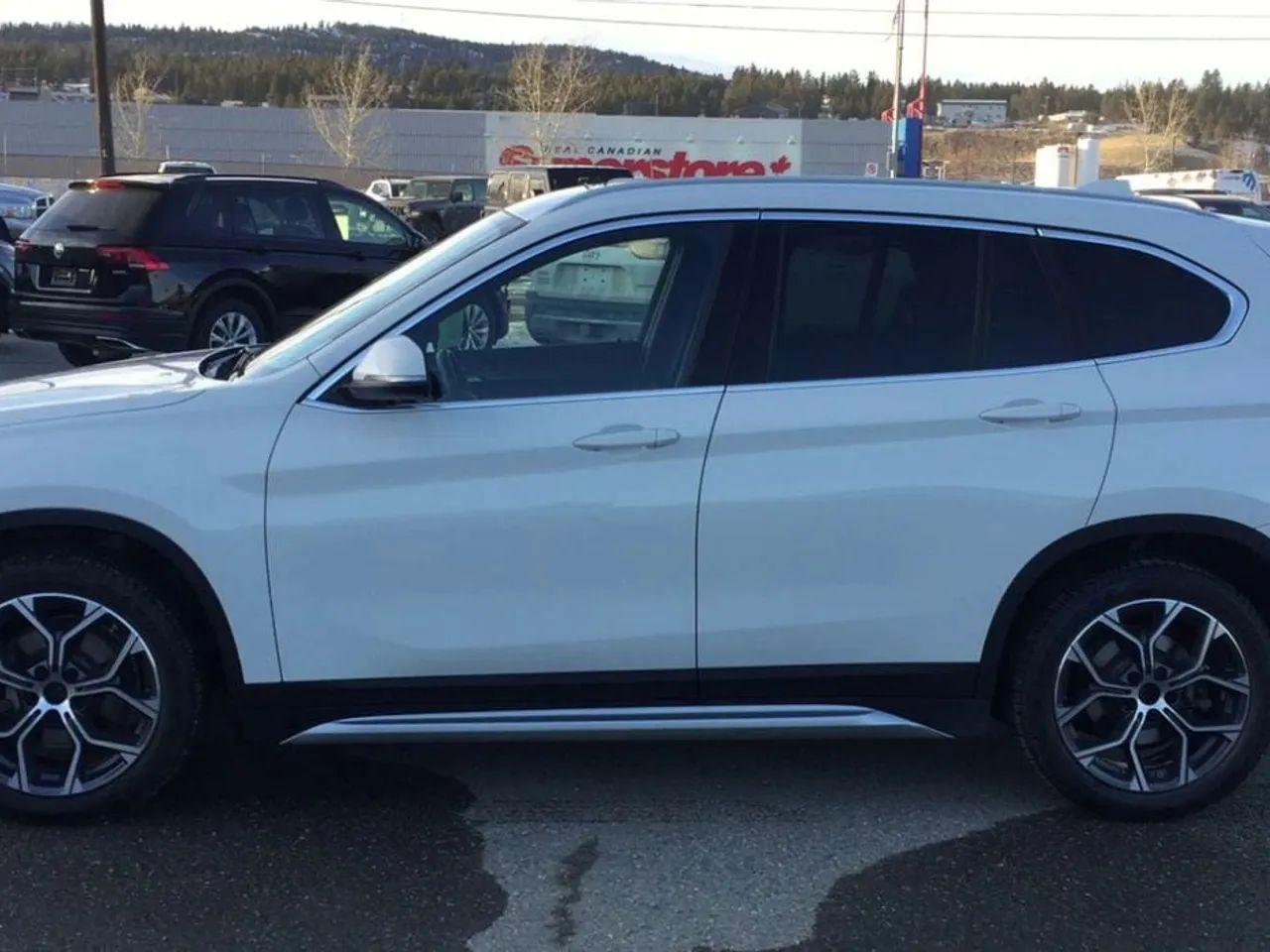2020 BMW X1 XDrive28i-4