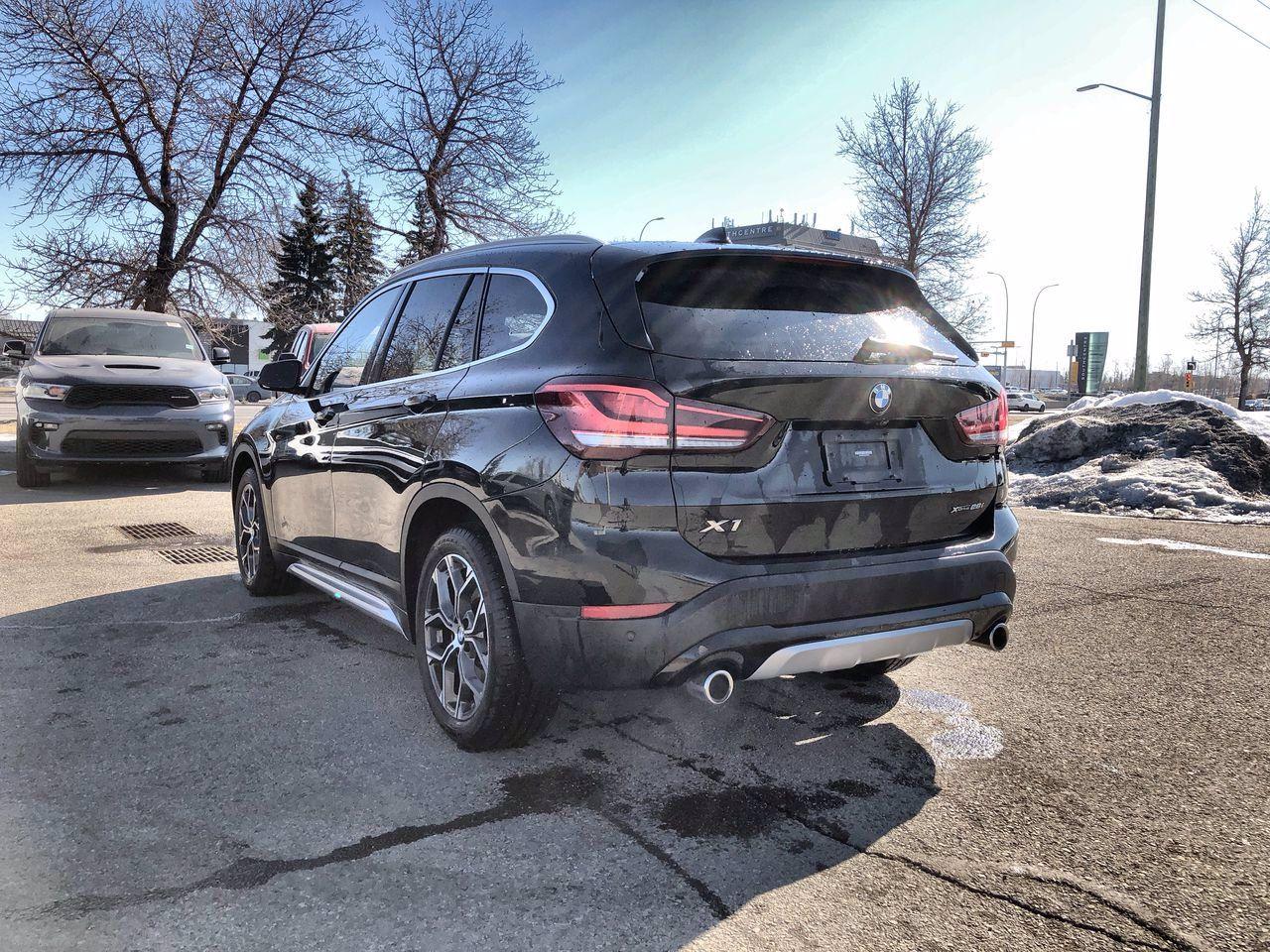 2020 BMW X1 Xdrive28i-3