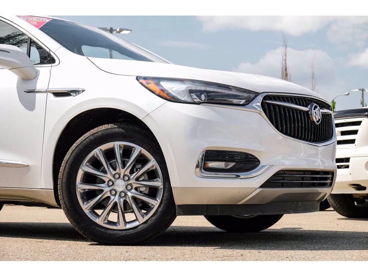 2020 Buick Enclave Essence-3