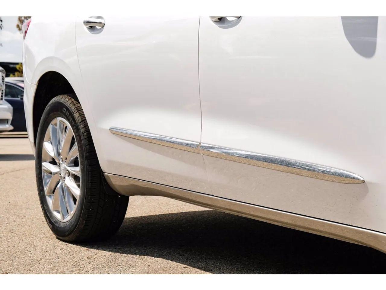 2020 Buick Enclave Essence-4