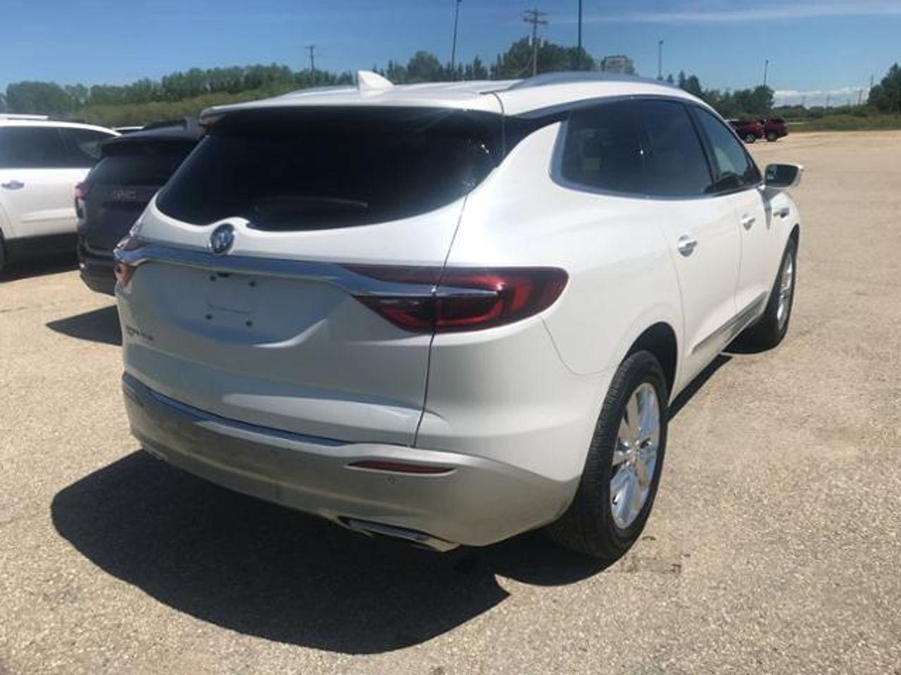 2020 Buick Enclave Essence-2