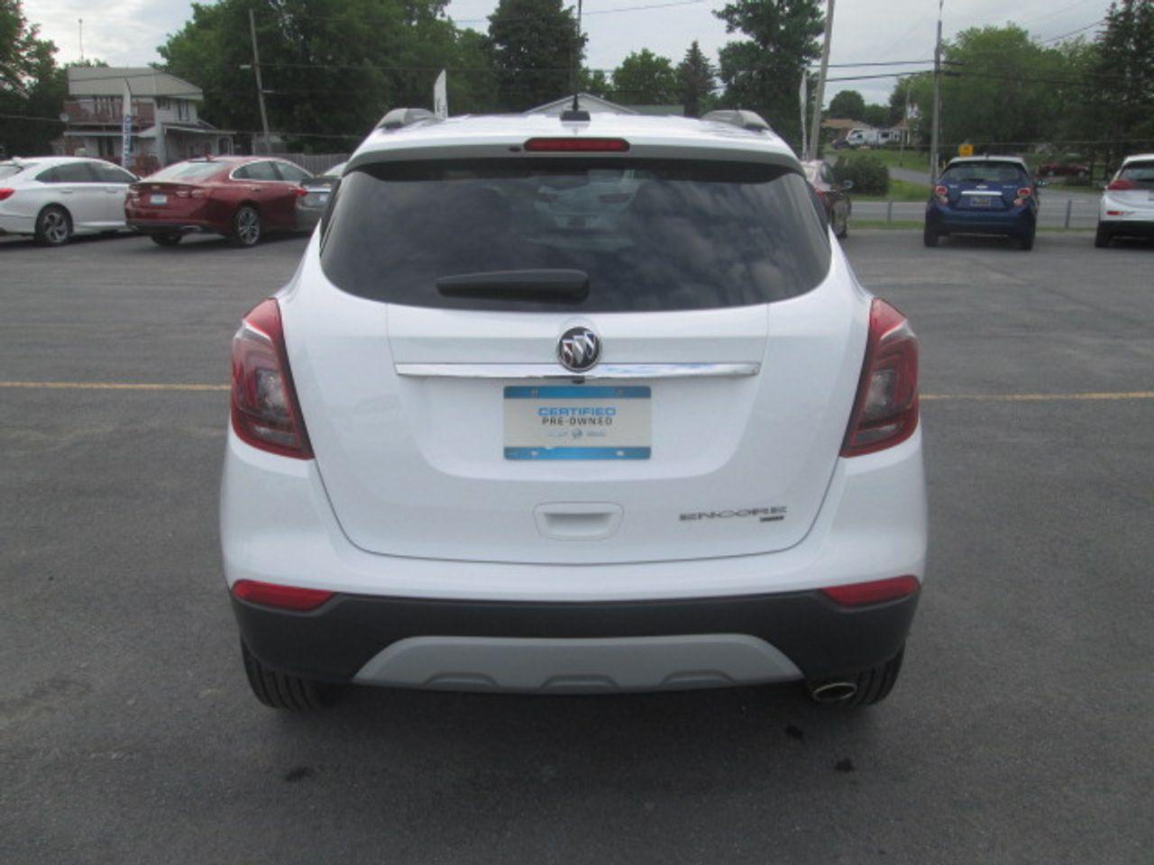 2020 Buick Encore Preferred-2