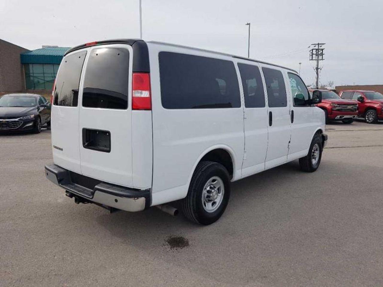 2020 Chevrolet Express -4