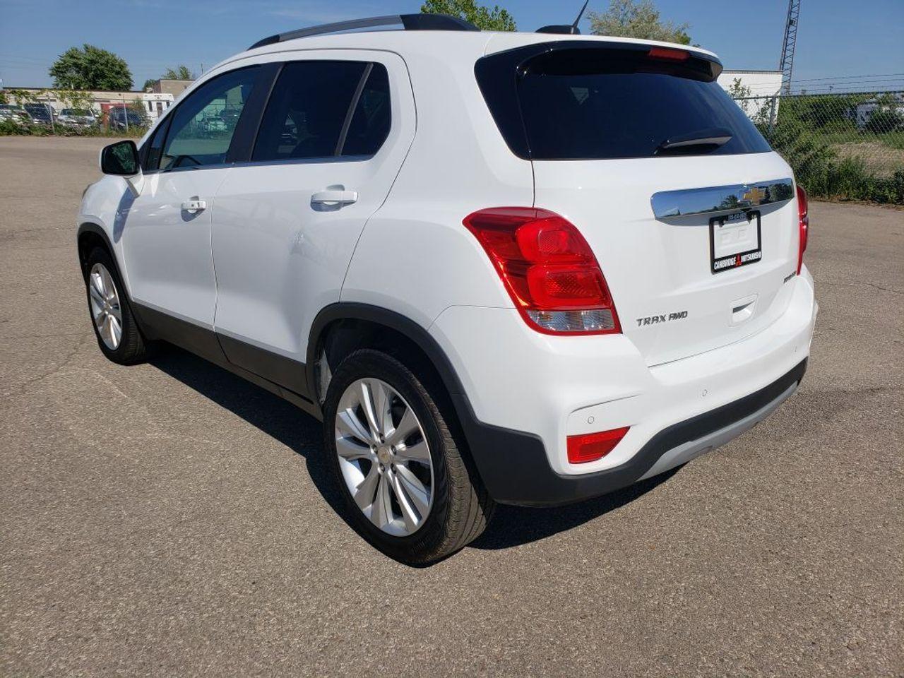 2020 Chevrolet Trax Premier-2