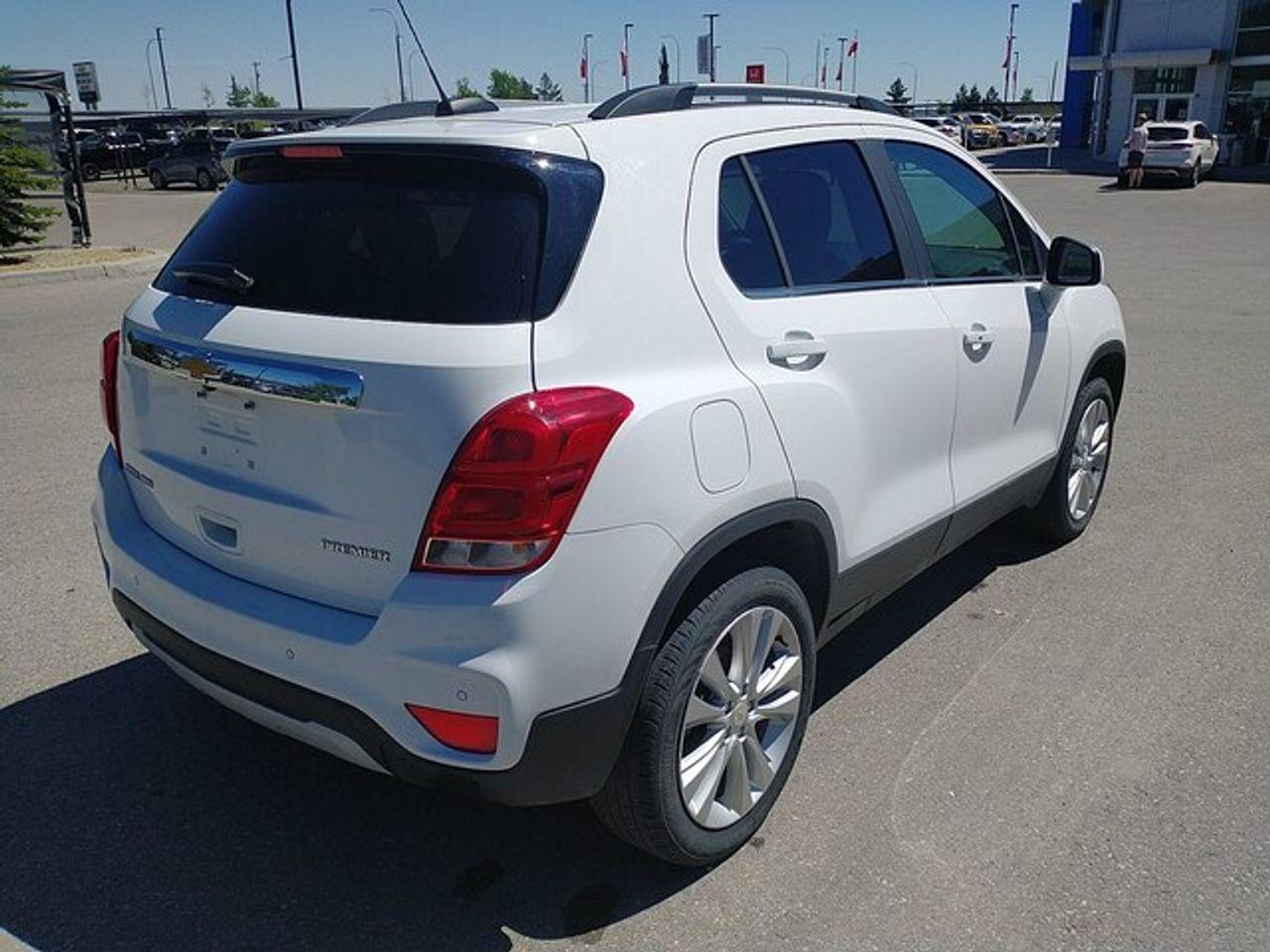 2020 Chevrolet Trax Premier-2