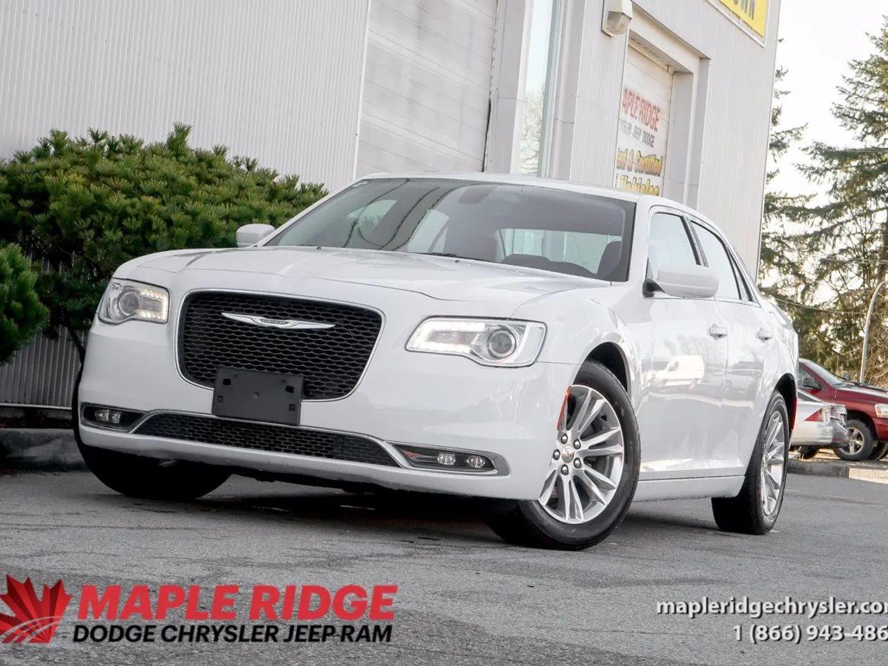 2020 Chrysler 300 Touring-1