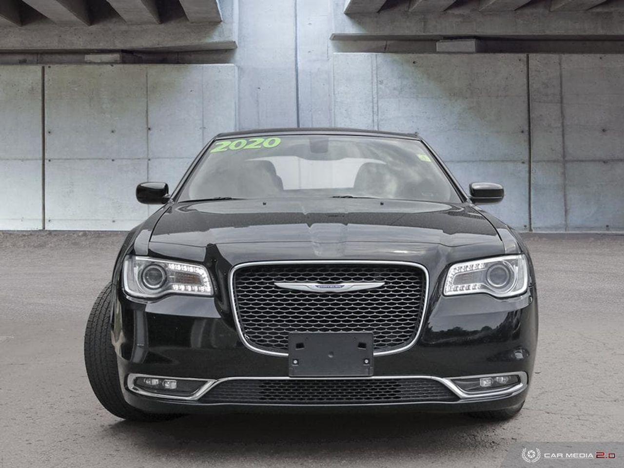 2020 Chrysler 300 Touring-1