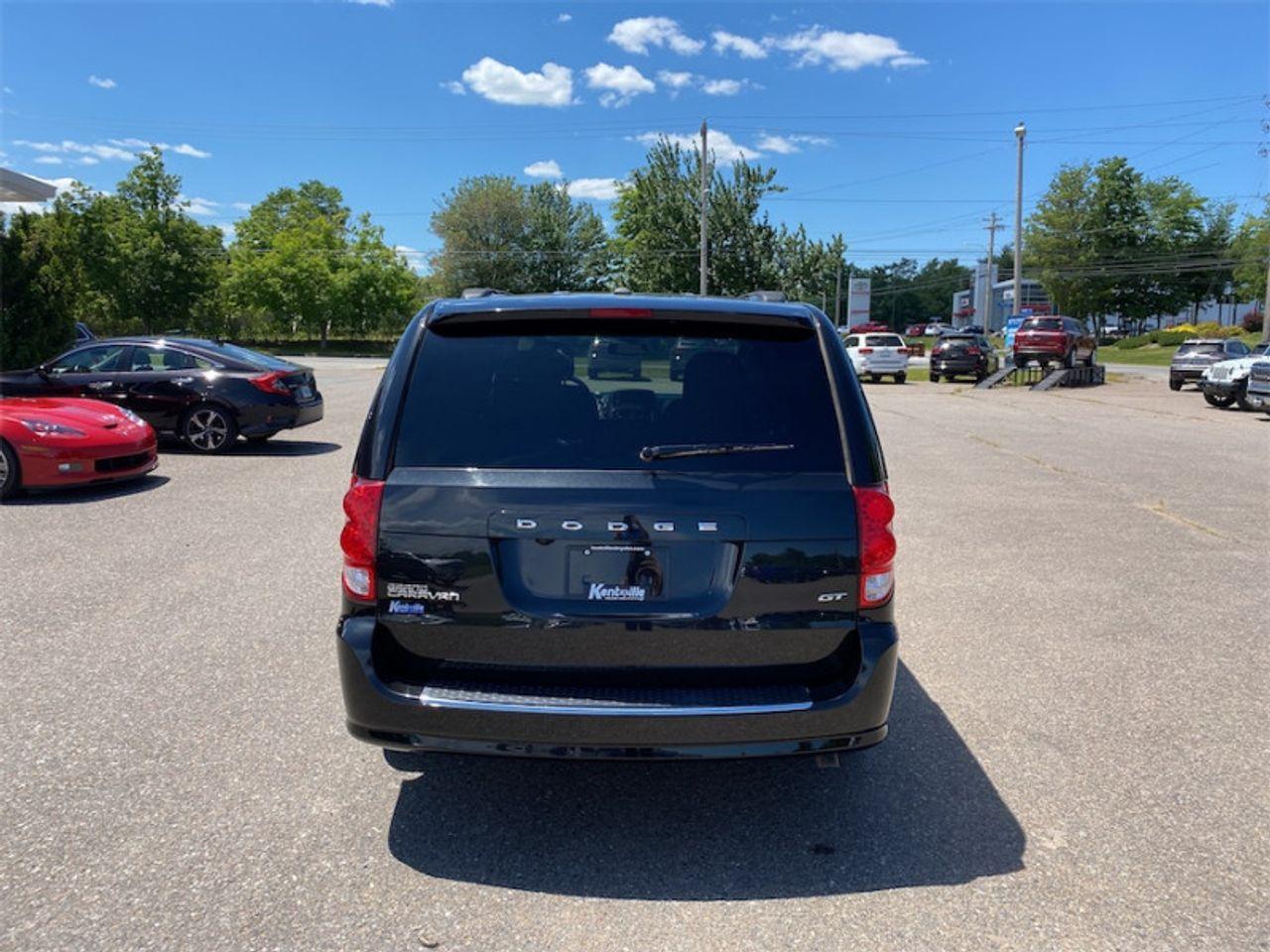 2020 Dodge Grand Caravan -3