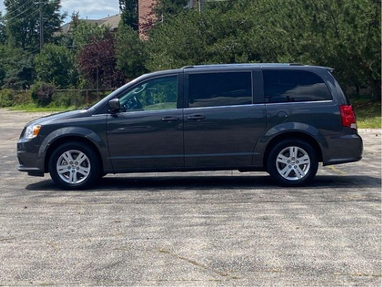 2020 Dodge Grand Caravan Plus-2