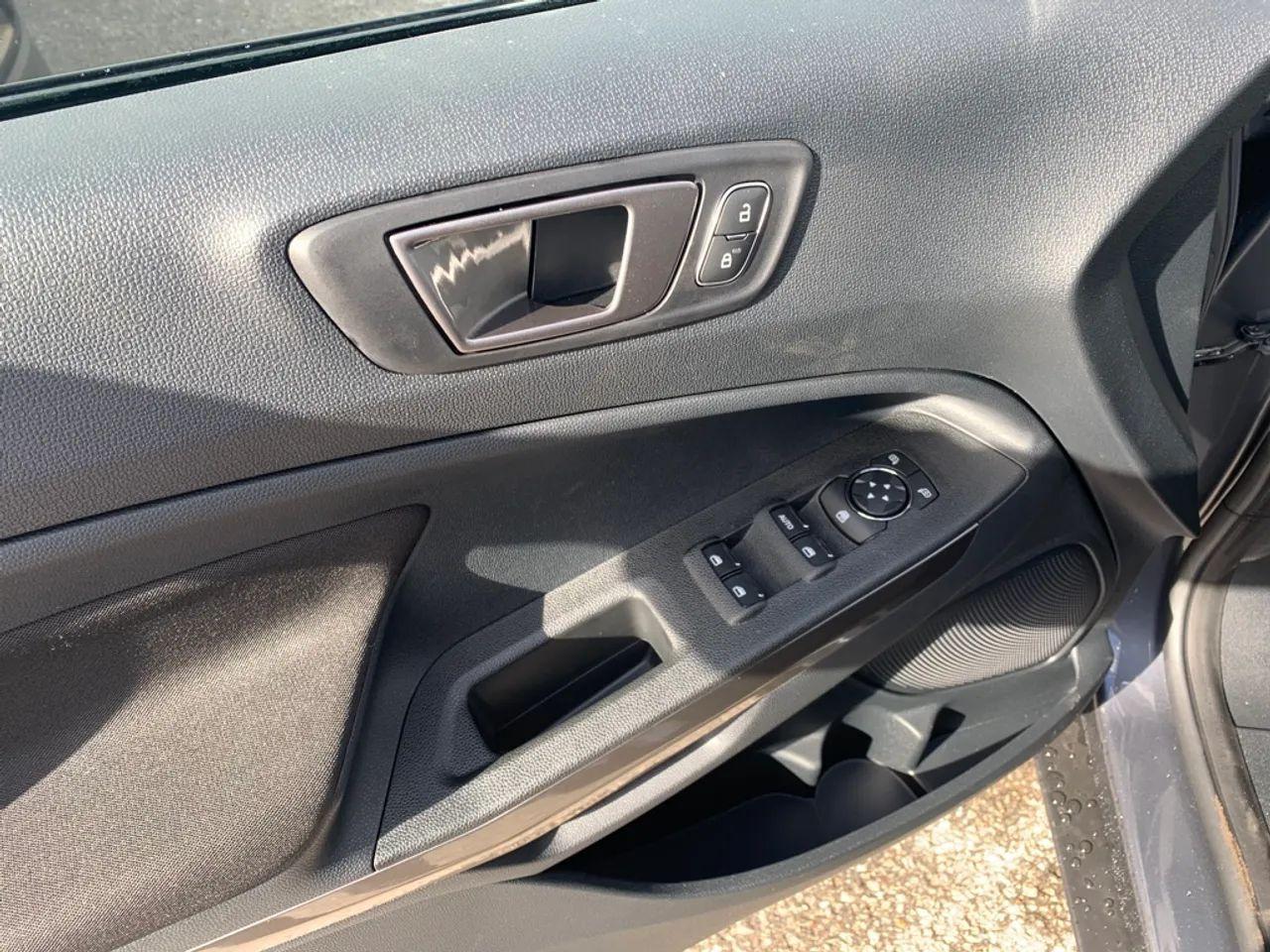 2020 Ford EcoSport SE-3