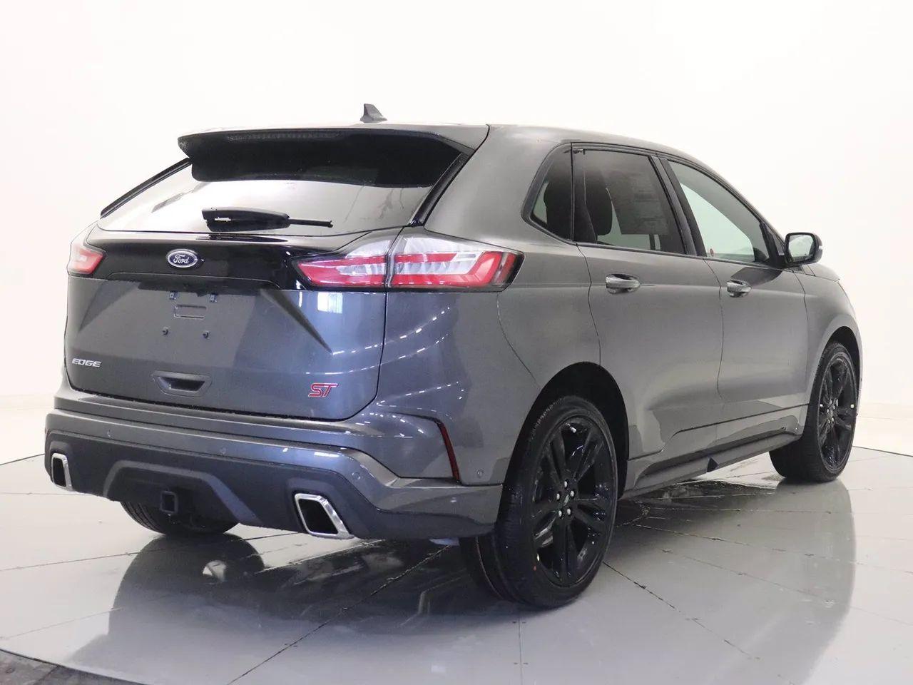 2020 Ford Edge ST-2