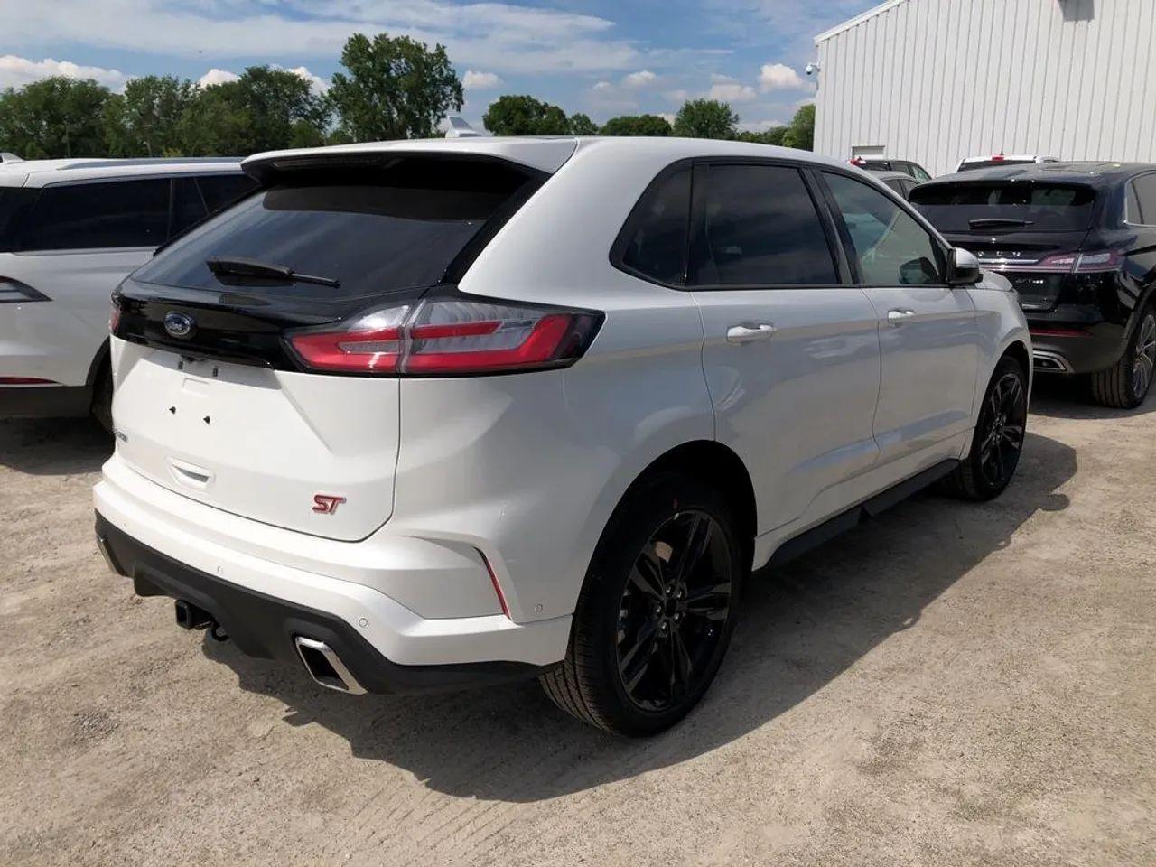 2020 Ford Edge ST-3