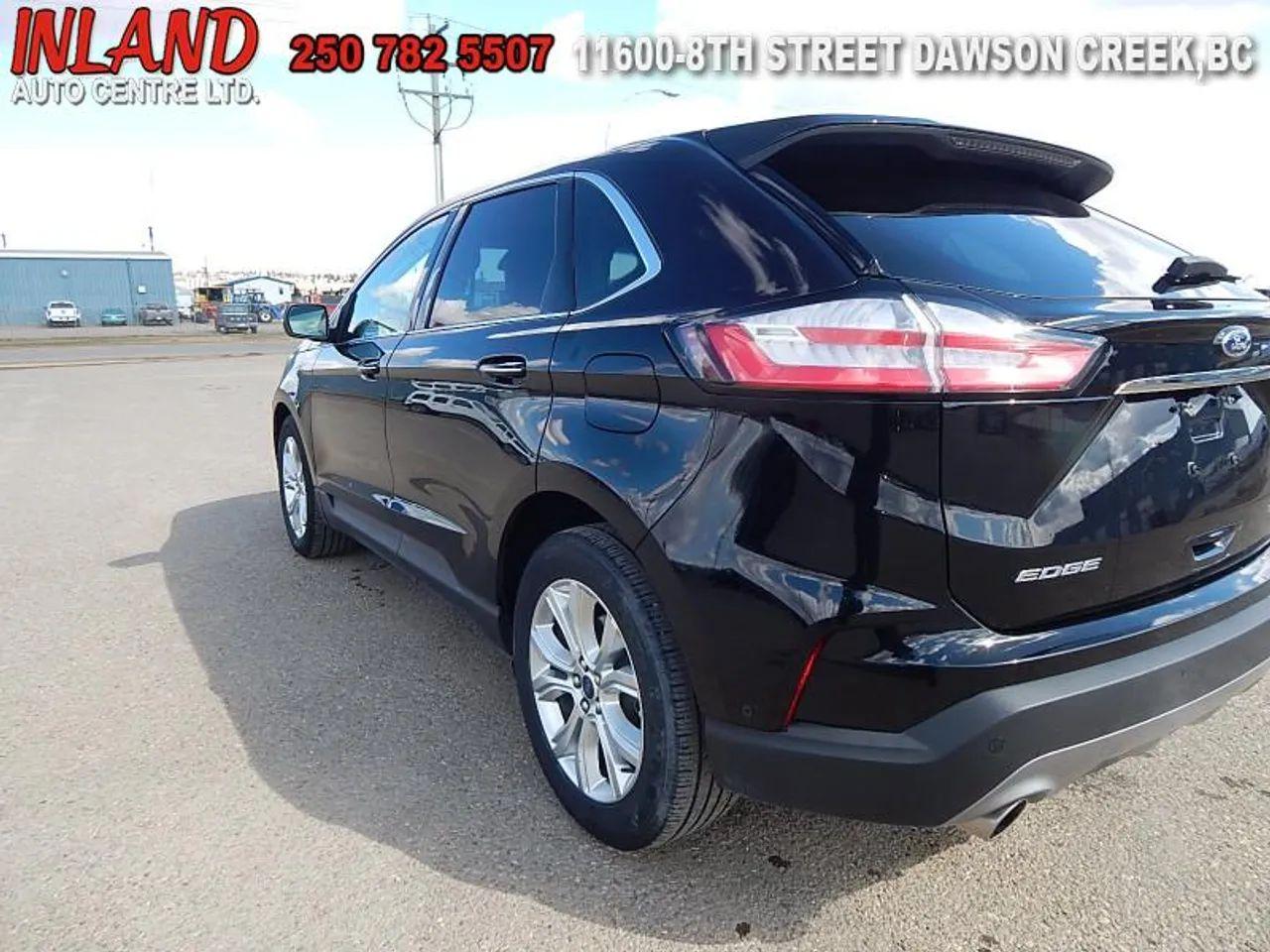 2020 Ford Edge Titanium-2