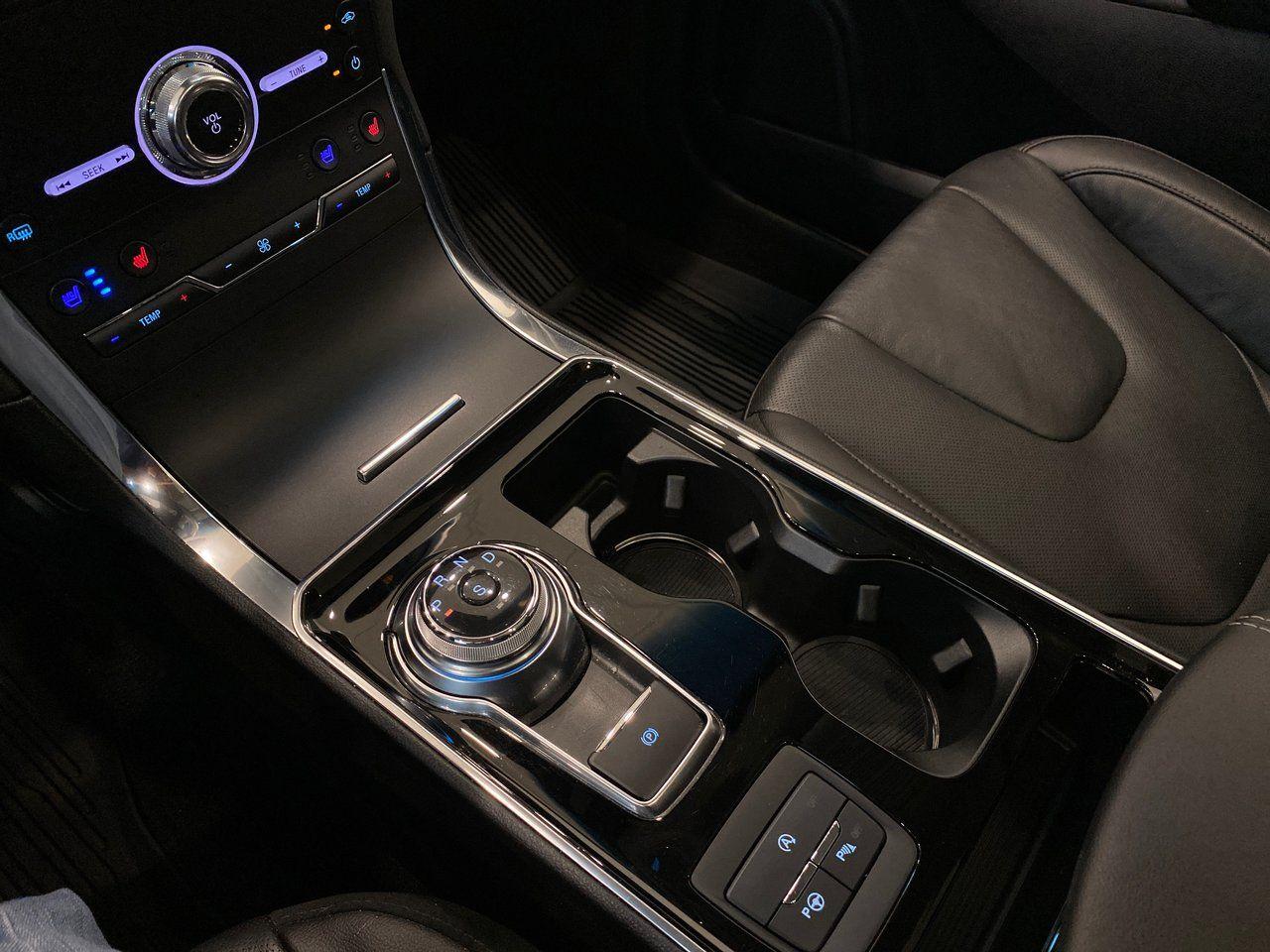 2020 Ford Edge Titanium-4