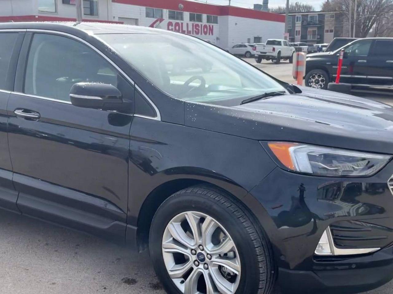 2020 Ford Edge Titanium-1