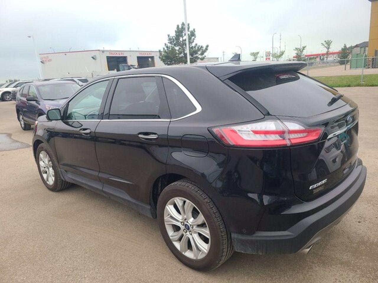 2020 Ford Edge Titanium-3