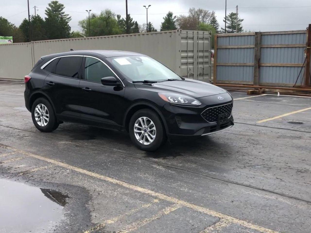 2020 Ford Escape -1