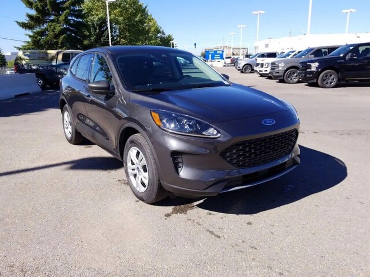 2020 Ford Escape S-4