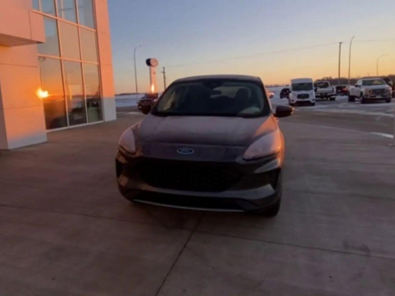 2020 Ford Escape S-2