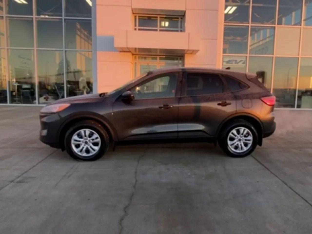 2020 Ford Escape S-4