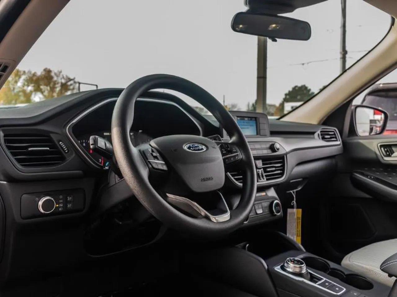 2020 Ford Escape S-4