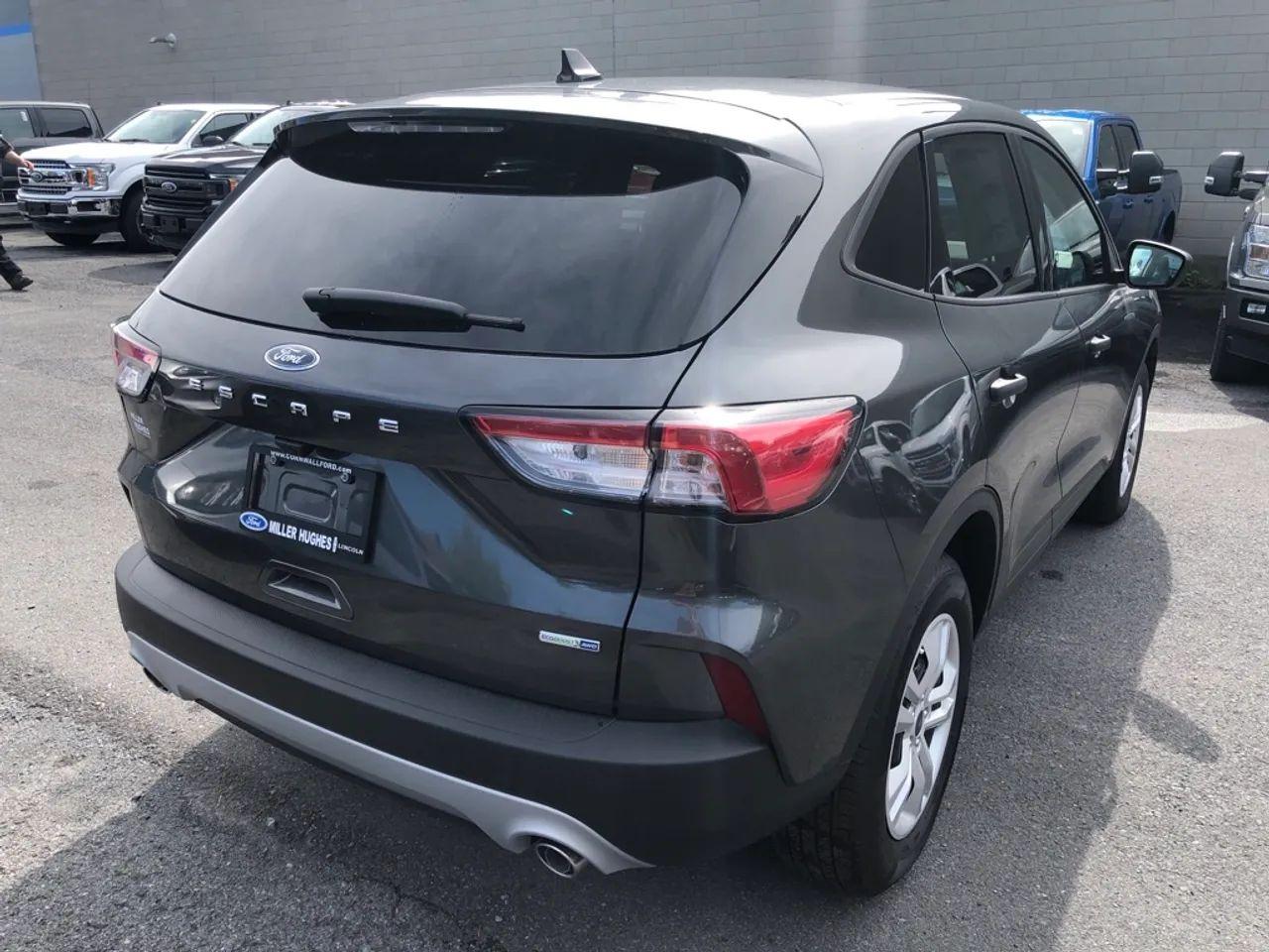 2020 Ford Escape S-4