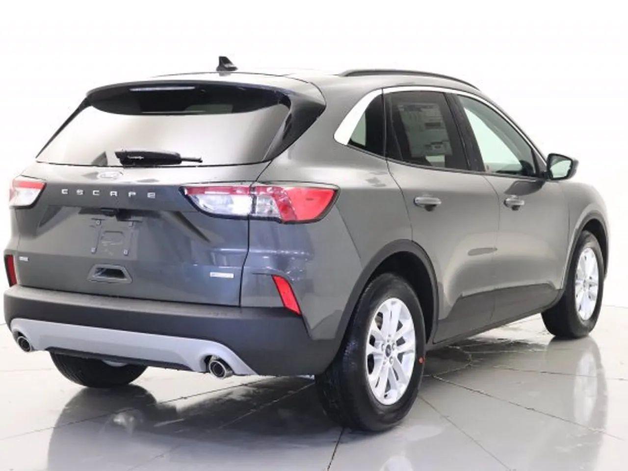 2020 Ford Escape SE-2