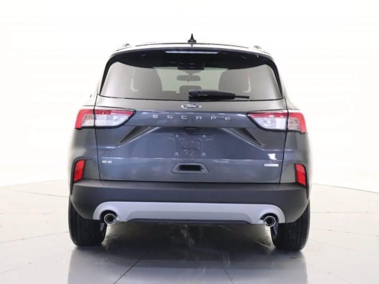 2020 Ford Escape SE-3