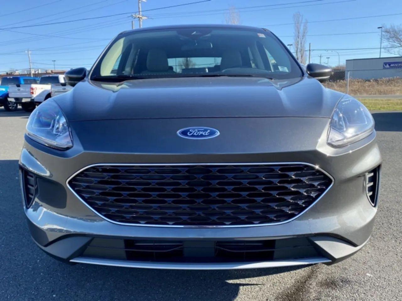 2020 Ford Escape SE-2
