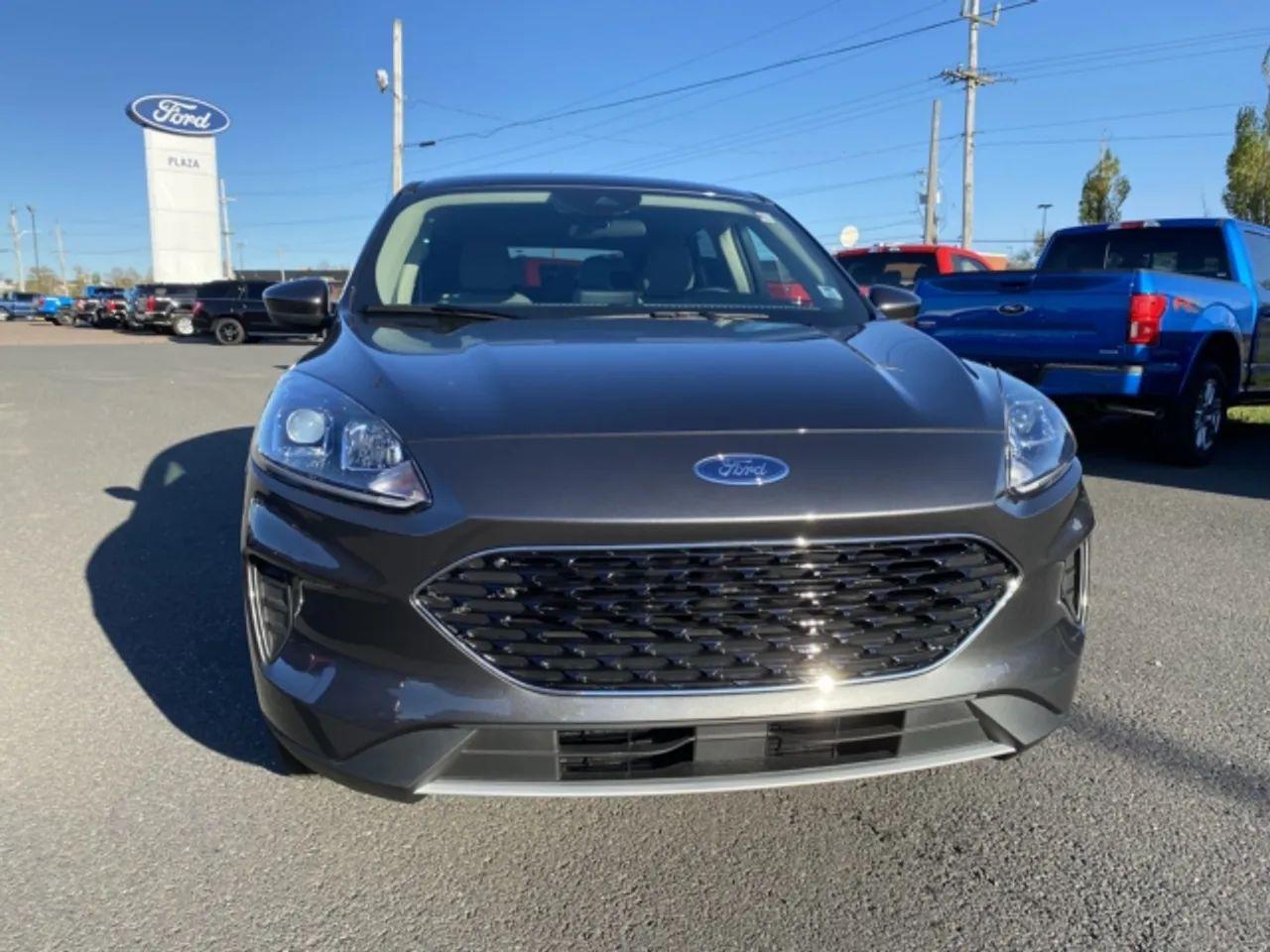 2020 Ford Escape SE-2