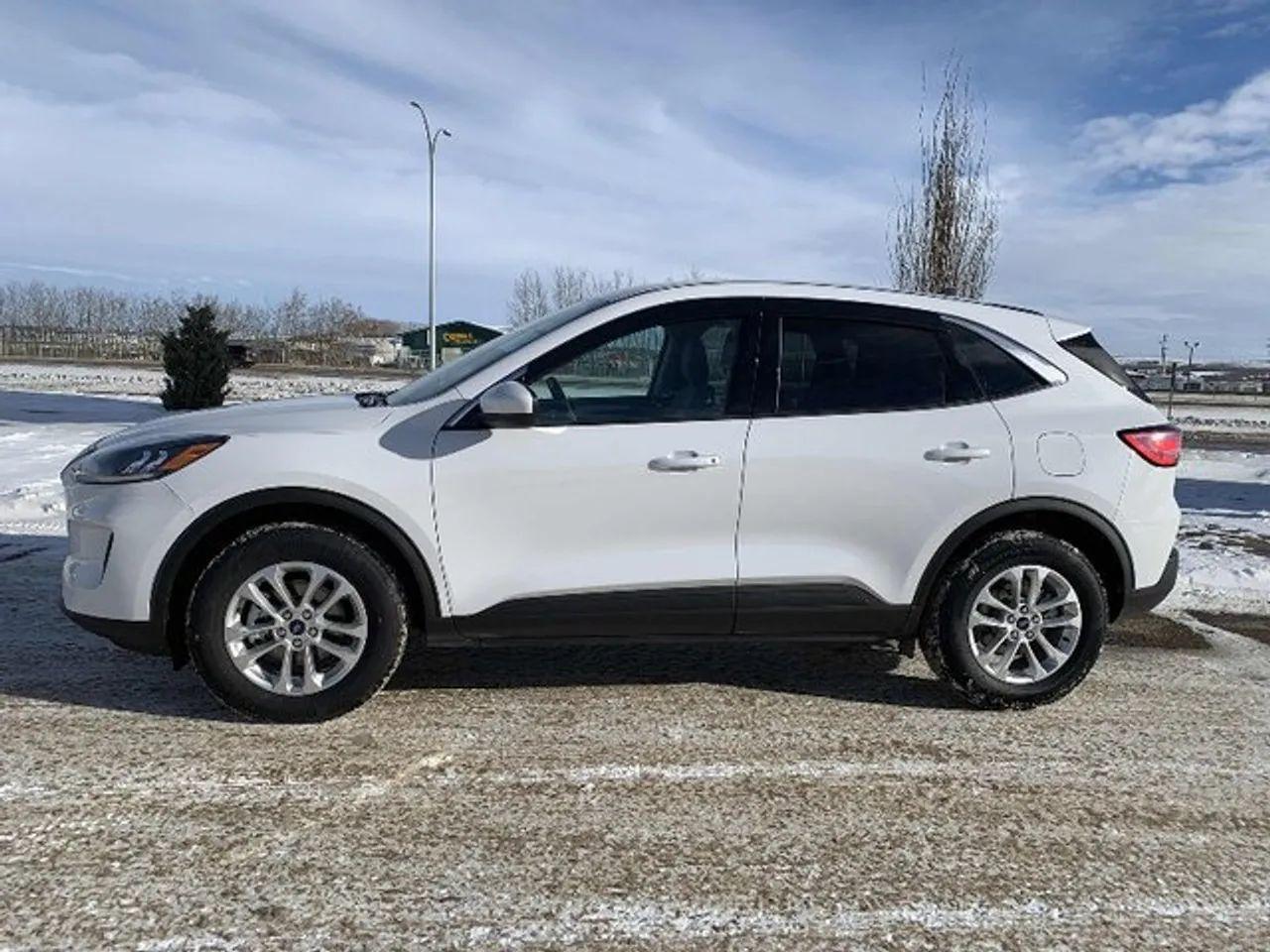 2020 Ford Escape SE-2