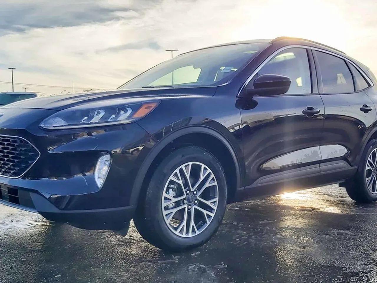 2020 Ford Escape SEL-3