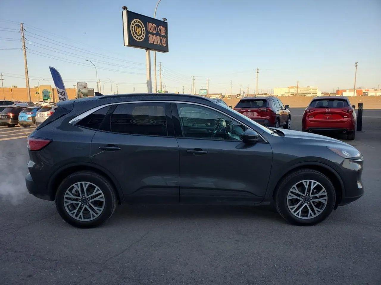 2020 Ford Escape SEL-3