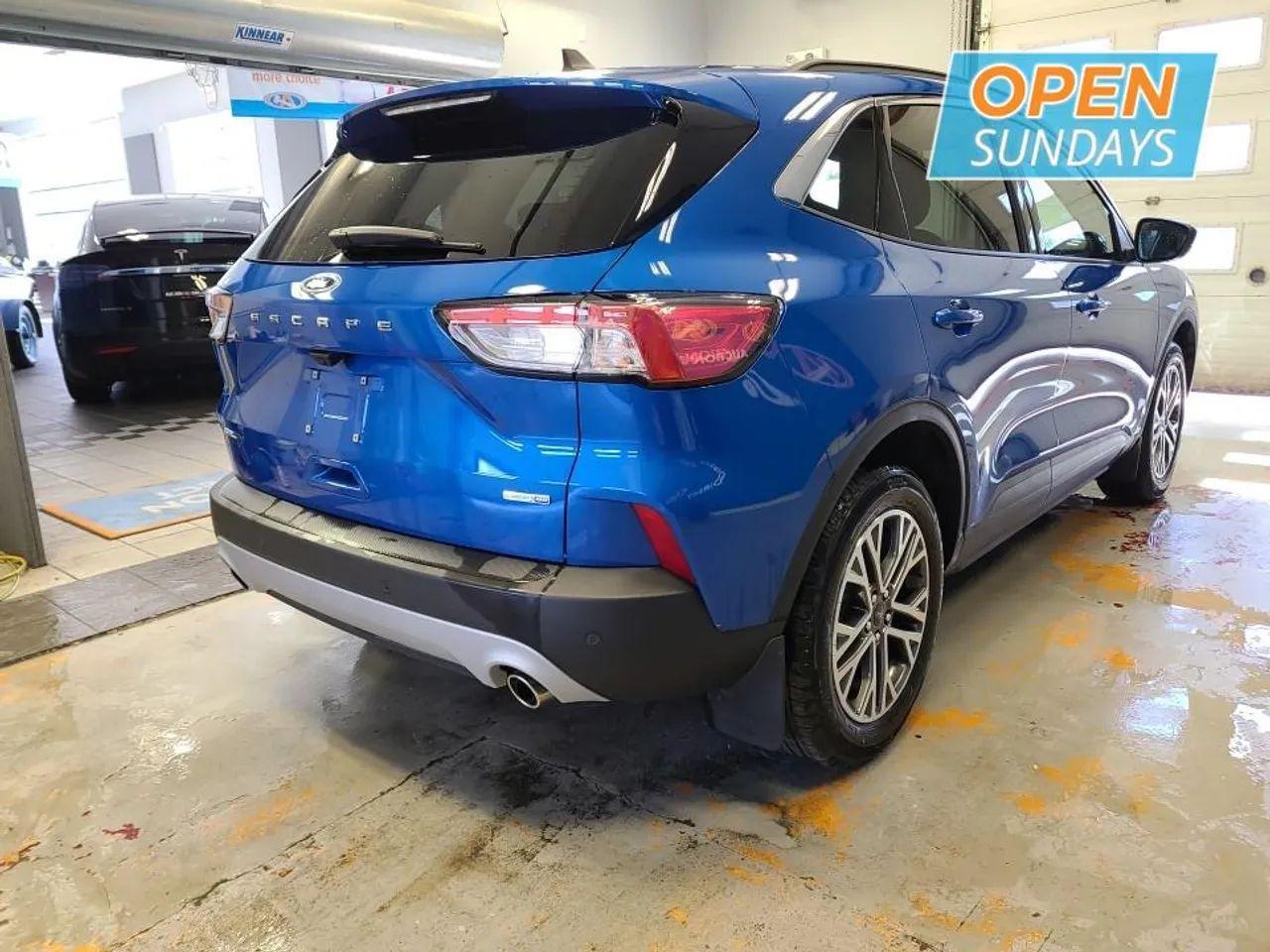 2020 Ford Escape SEL-4