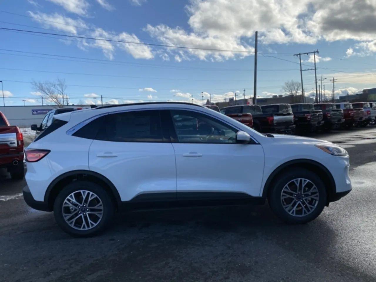 2020 Ford Escape SEL-3