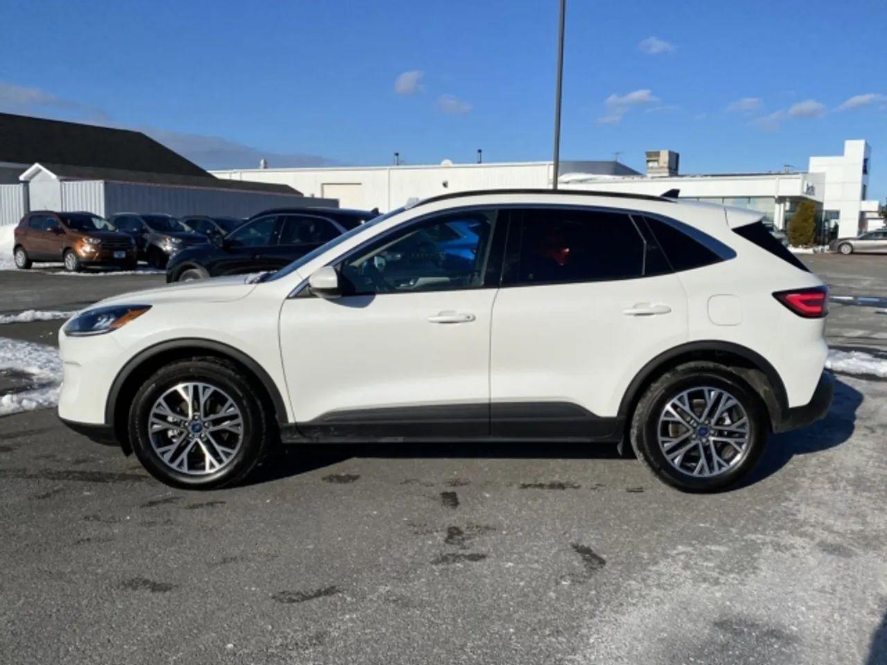 2020 Ford Escape SEL-1