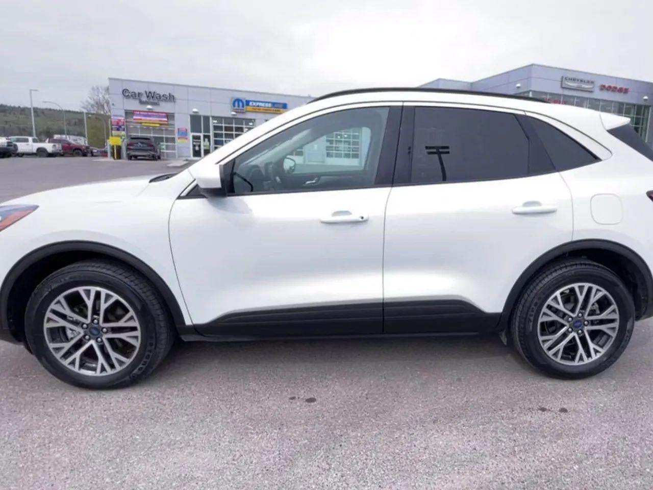 2020 Ford Escape SEL-4