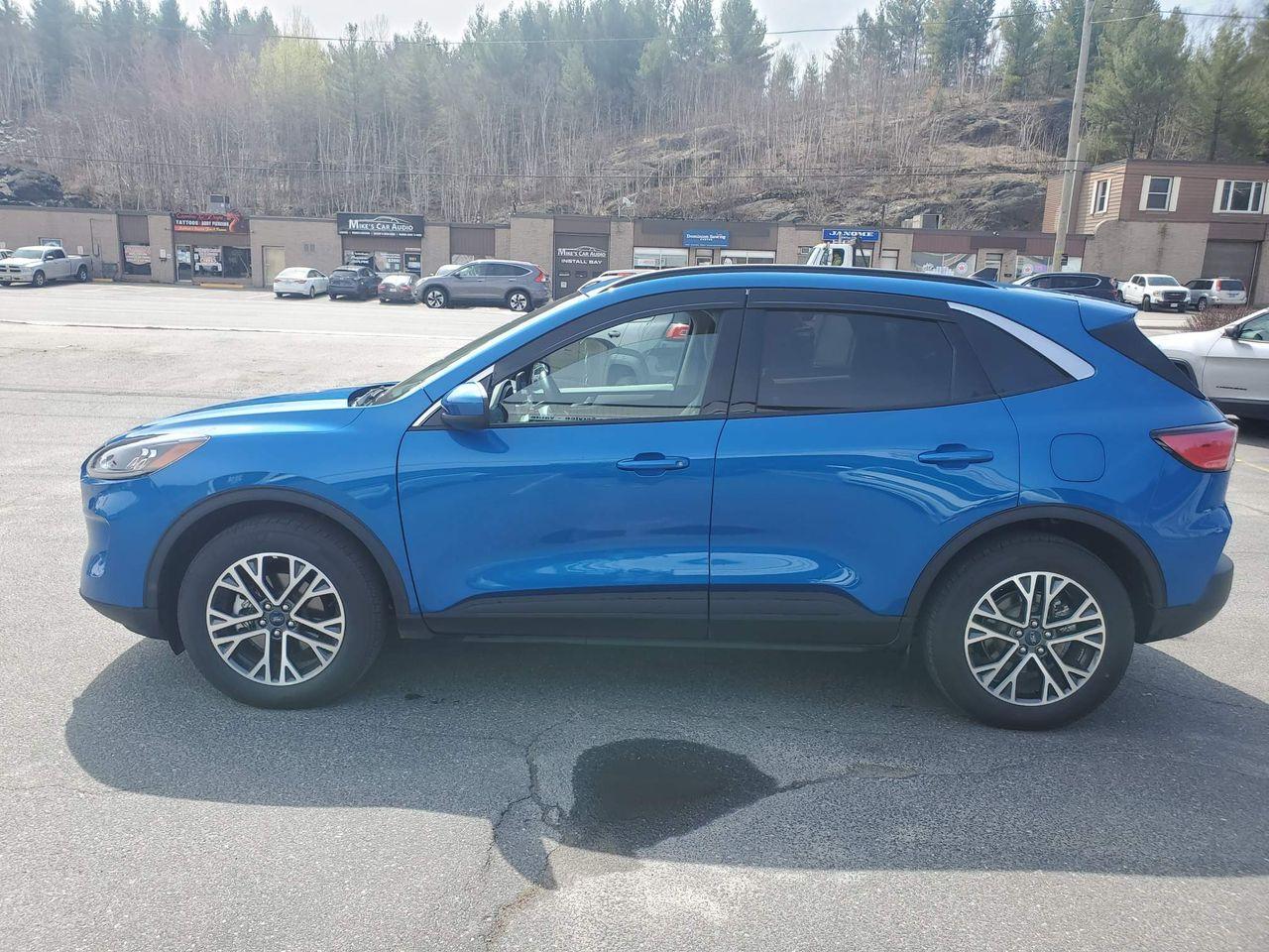 2020 Ford Escape SEL-3