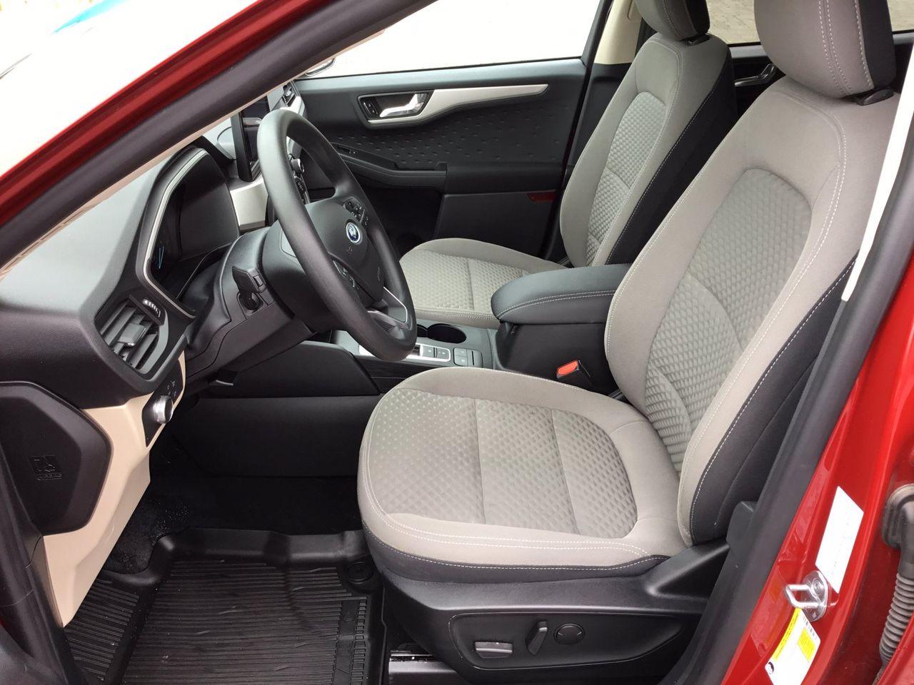 2020 Ford Escape SE-2