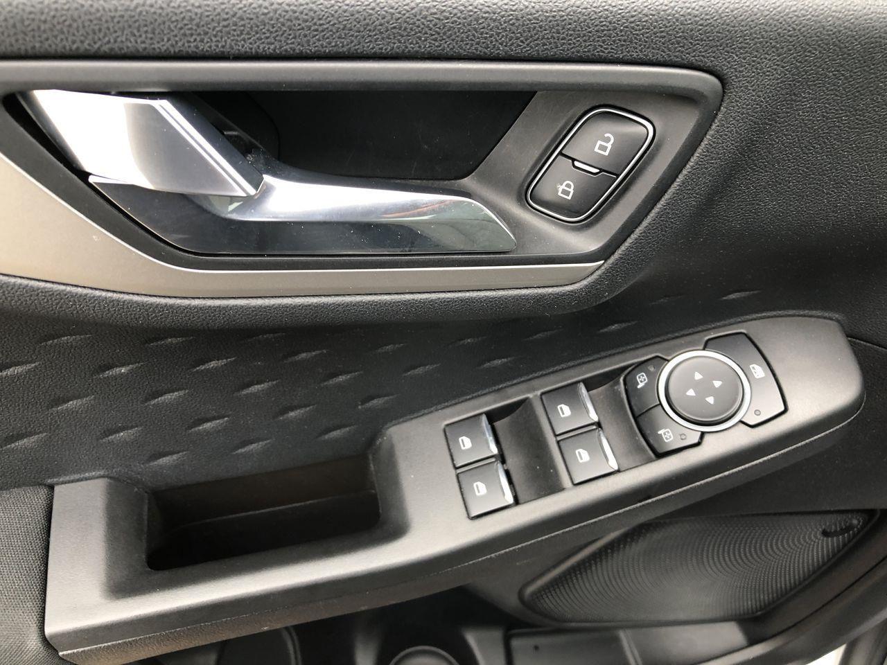 2020 Ford Escape SE-2
