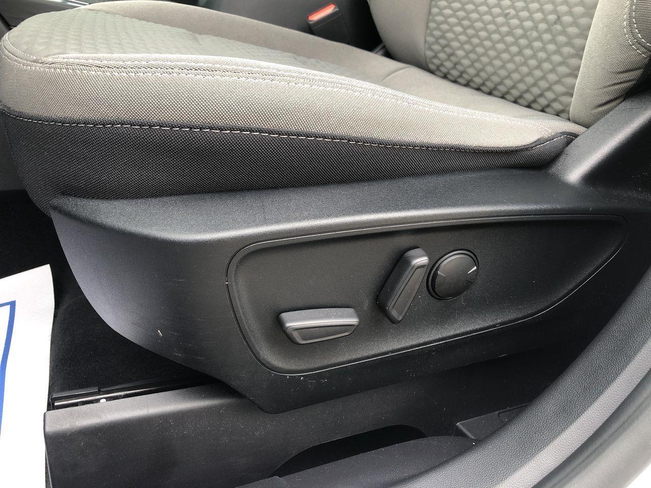 2020 Ford Escape SE-3