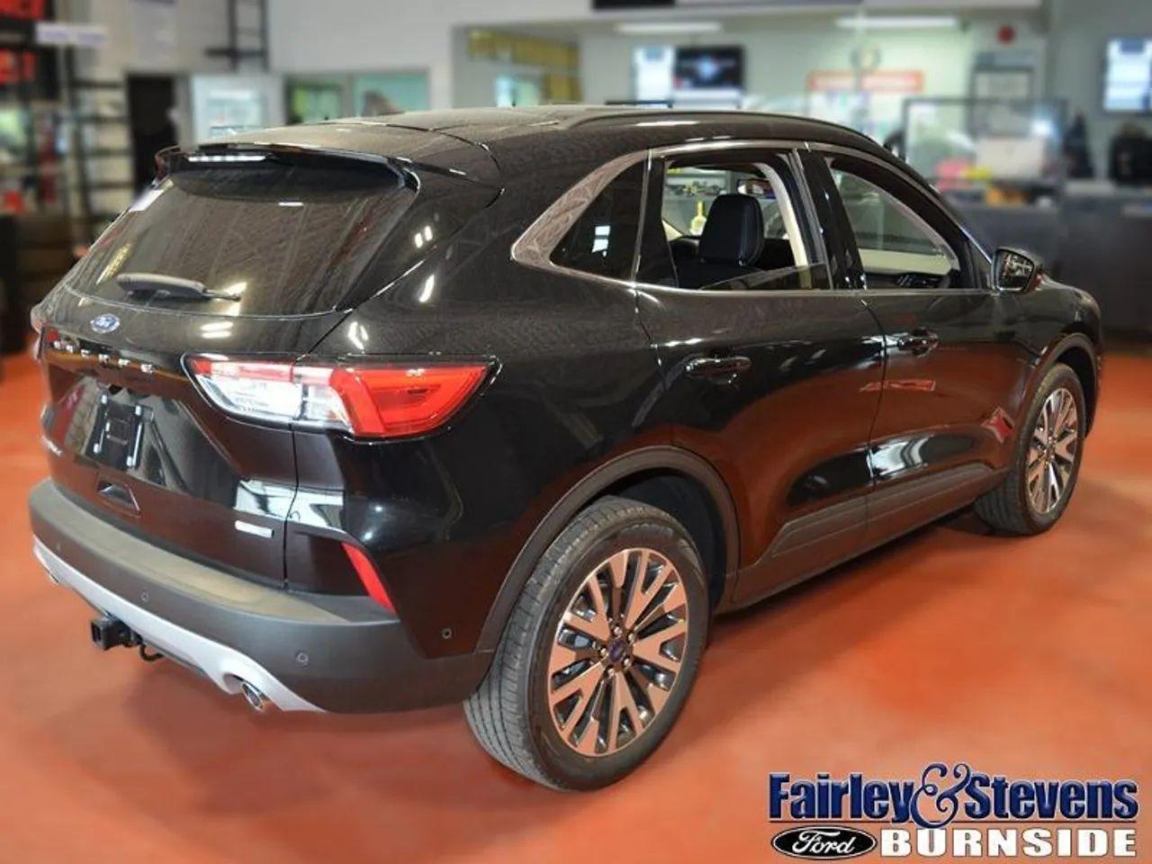 2020 Ford Escape Titanium-3