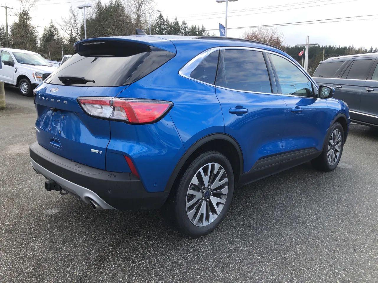2020 Ford Escape Titanium-3