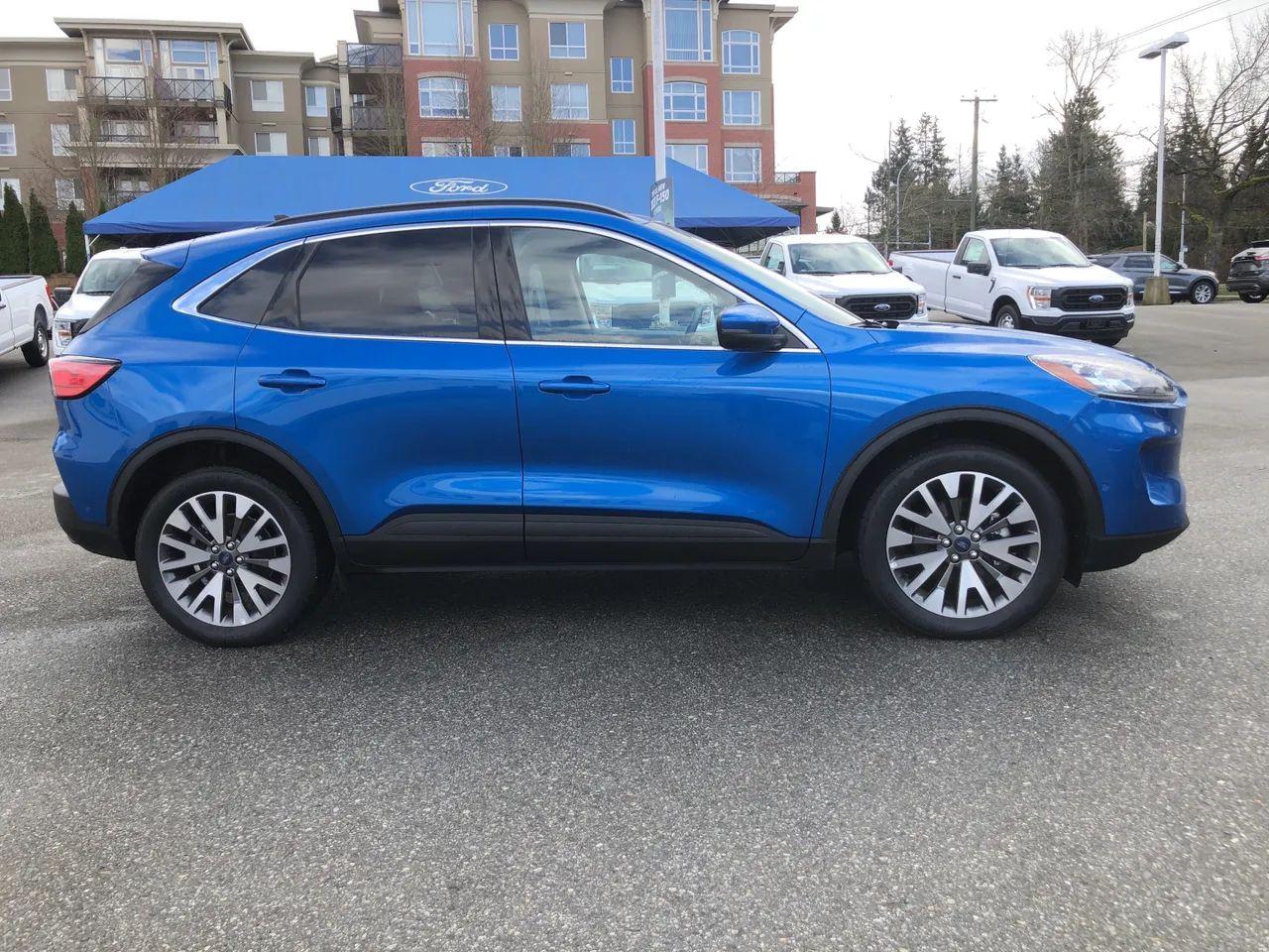 2020 Ford Escape Titanium-4
