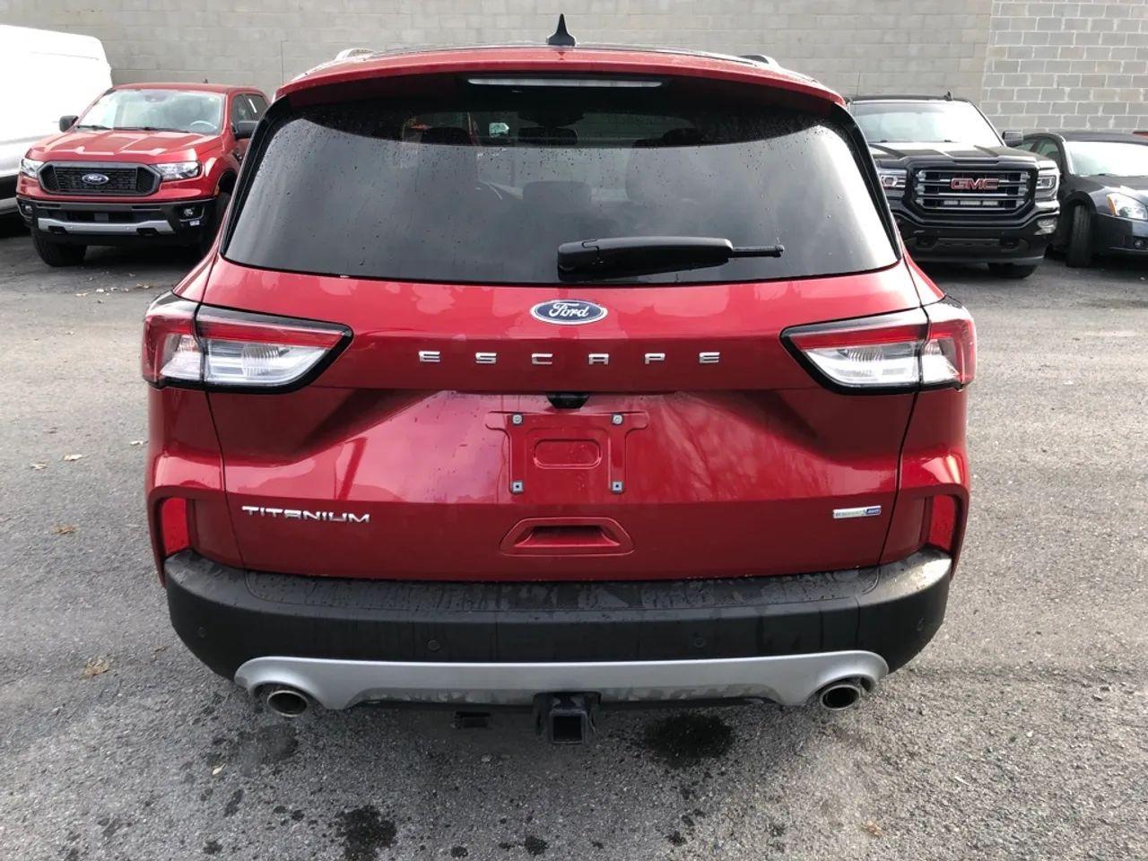 2020 Ford Escape Titanium-3