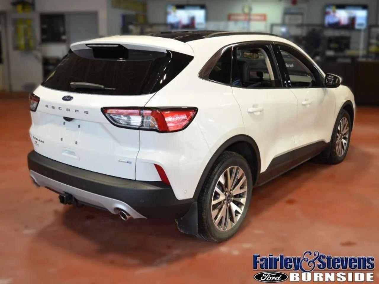2020 Ford Escape Titanium-3