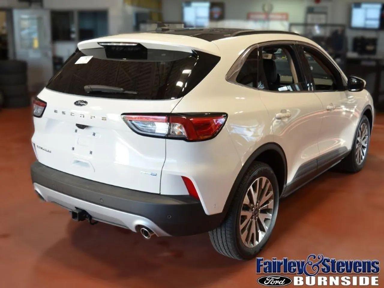 2020 Ford Escape Titanium-3