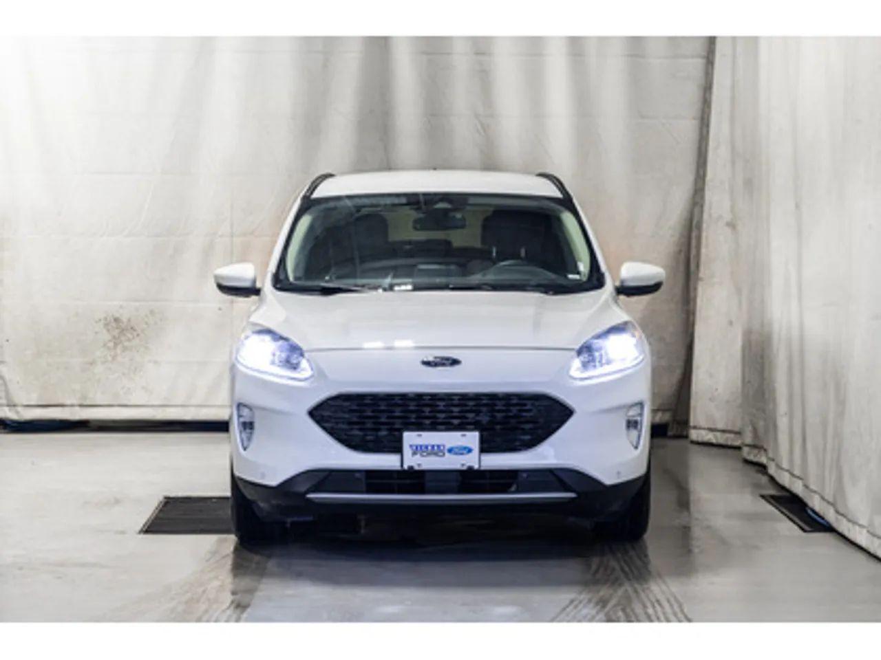 2020 Ford Escape -1