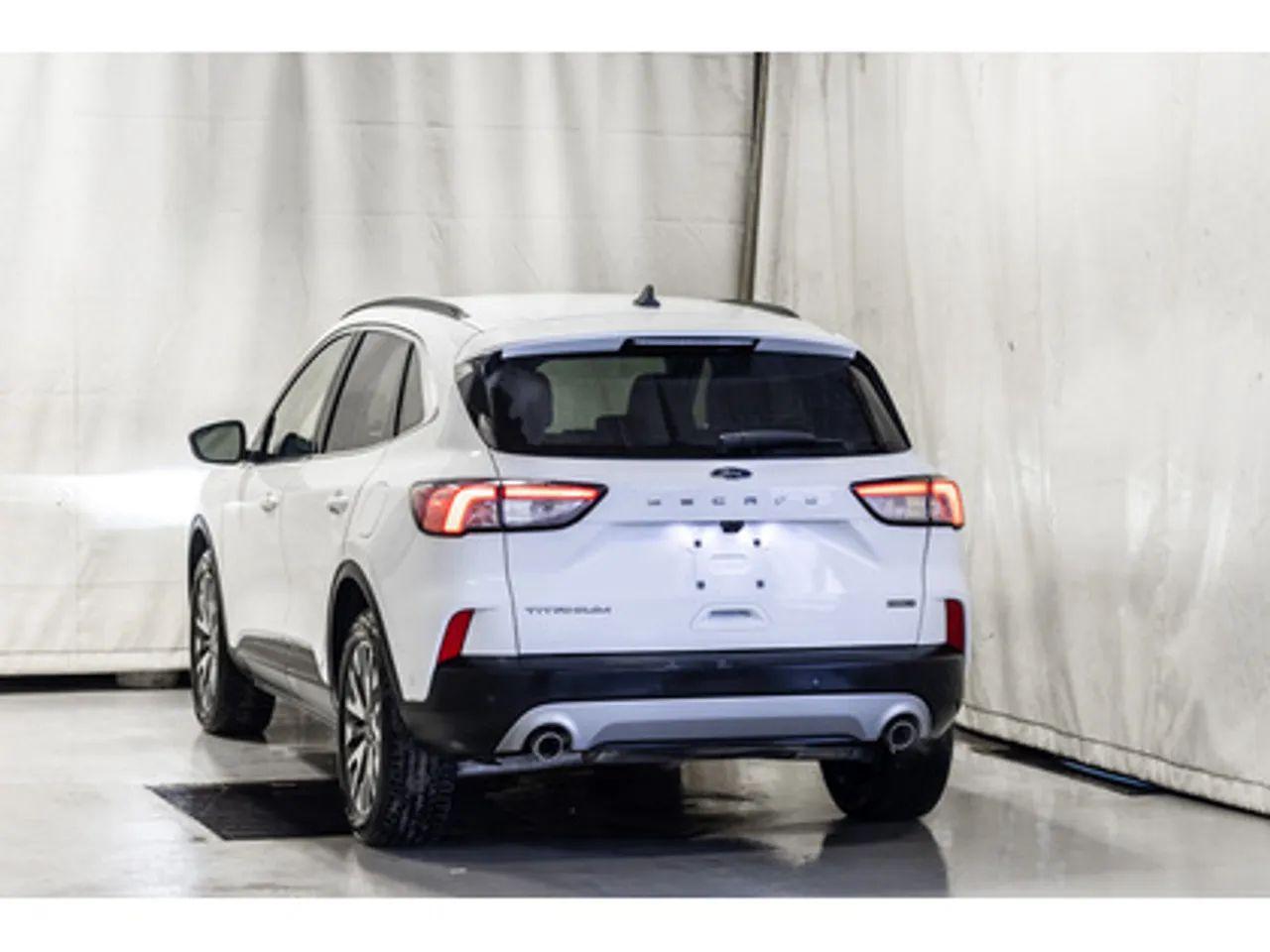 2020 Ford Escape -3