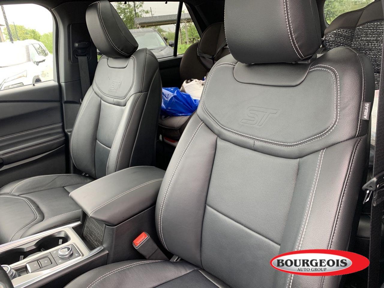 2020 Ford Explorer ST-4